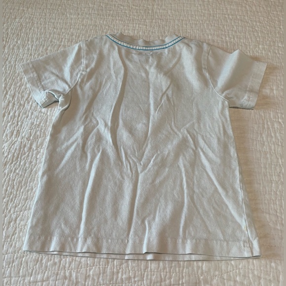 Bundle of Two Gymboree Shirts and One Old Navy Dinosaur Shorts, 18-24 Months, 2T - Picture 7 of 10